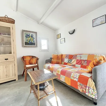 Location Type 2 à : Piscine Chauffée, Tennis, Près Commerces Et - Fr-1-231-293 * Brétignolles-sur-Mer