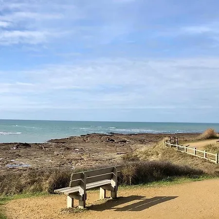 Location Type 2 à : Piscine Chauffée, Tennis, Près Commerces Et - Fr-1-231-293 Brétignolles-sur-Mer