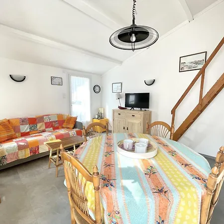 Location Type 2 à : Piscine Chauffée, Tennis, Près Commerces Et - Fr-1-231-293 Brétignolles-sur-Mer